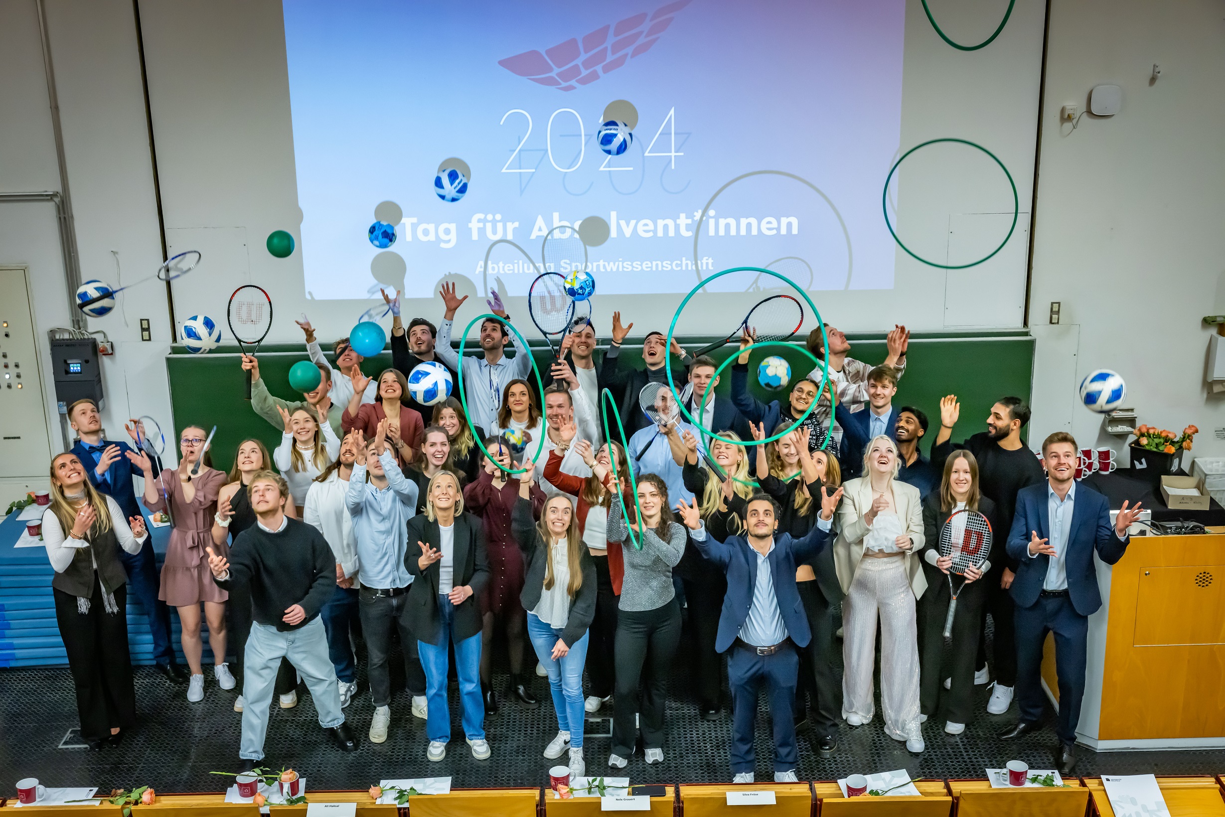 Gruppenfoto der Absolvent*innen