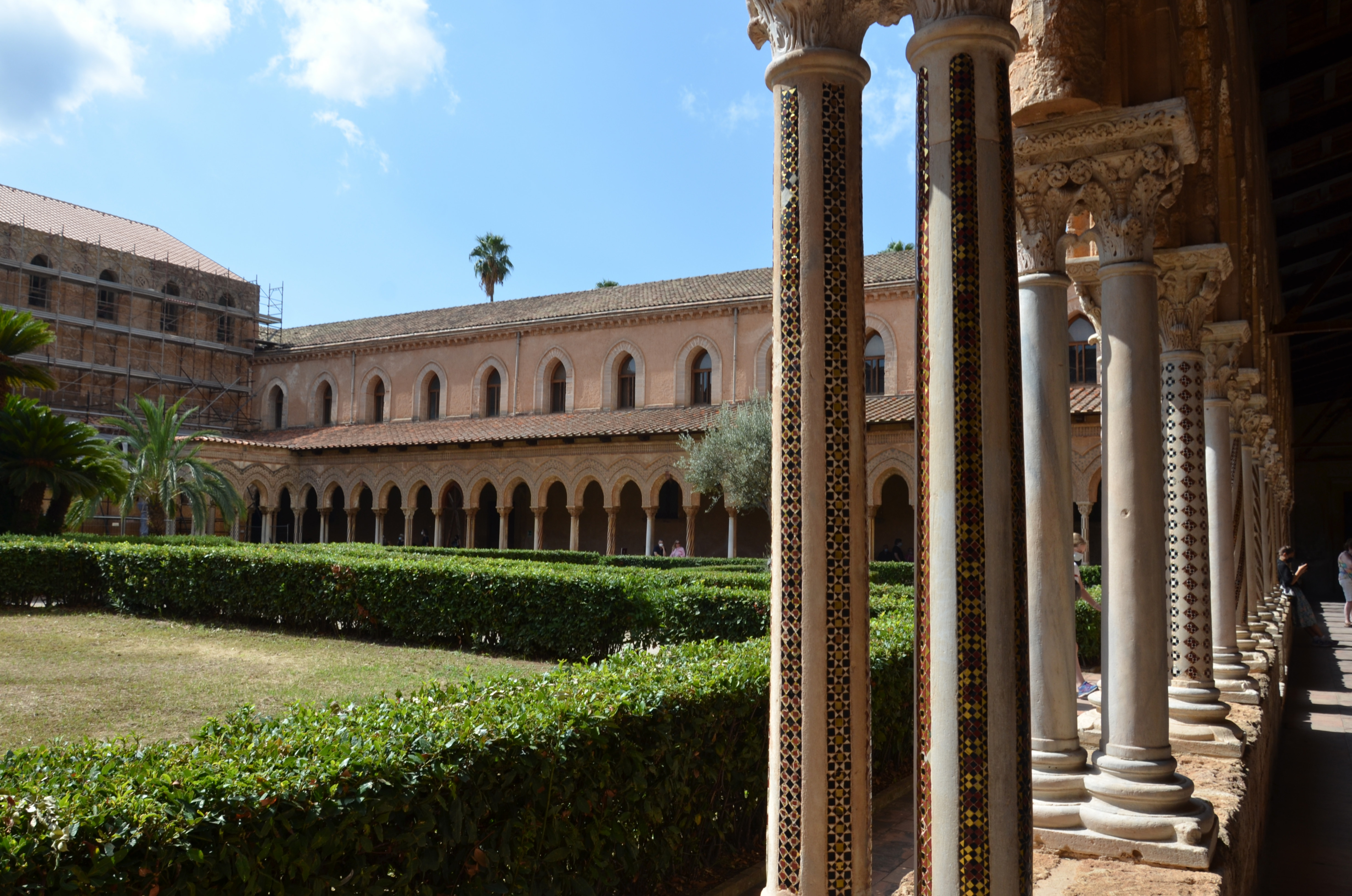 Kreuzgang der Kathedrale von Monreale [Foto: Jastine Konermann].