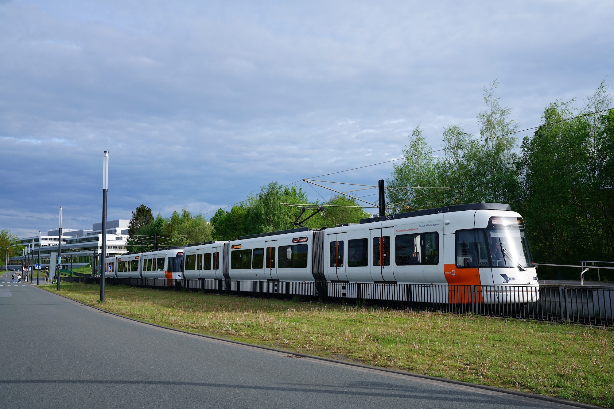 Stadtbahn an der Uni