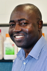 Prof. Dr. Bruno Lenta Ndjakou (Photo)